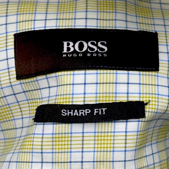 Hugo Boss Sharp Fit button down shirt. Size 15.5. Mens. Worn once, Like new!! - Picture 4 of 5